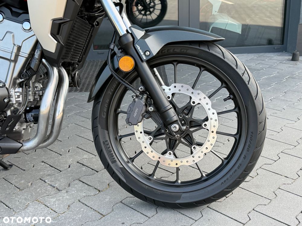 Honda CB - 9