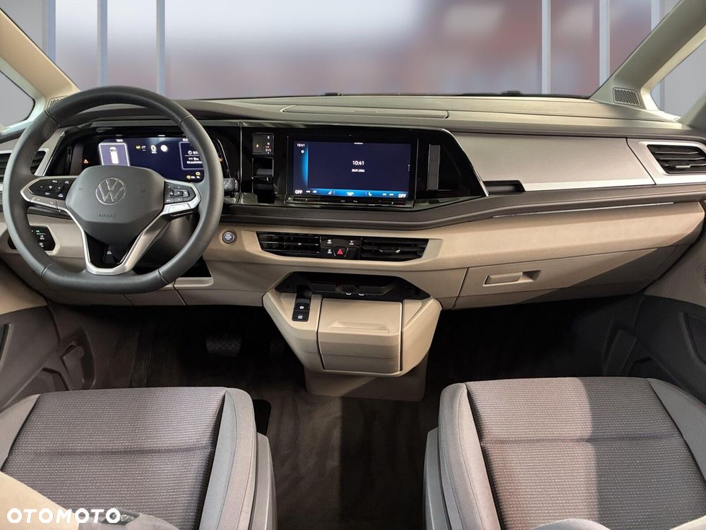 Volkswagen Multivan - 12