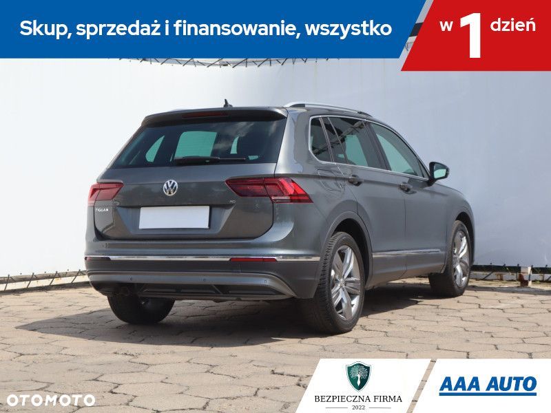 Volkswagen Tiguan - 7