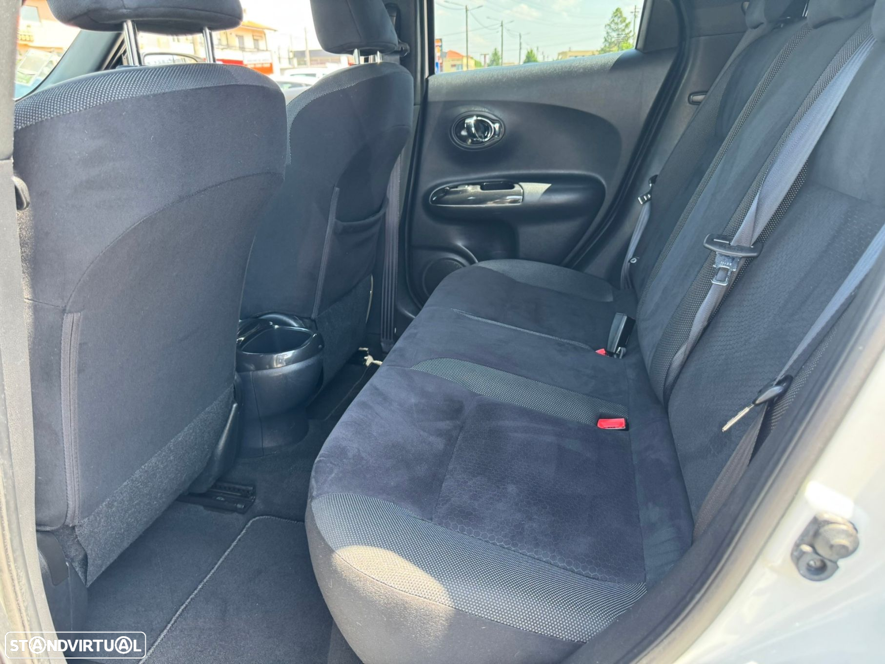 Nissan Juke 1.5 dCi N-Connecta - 10