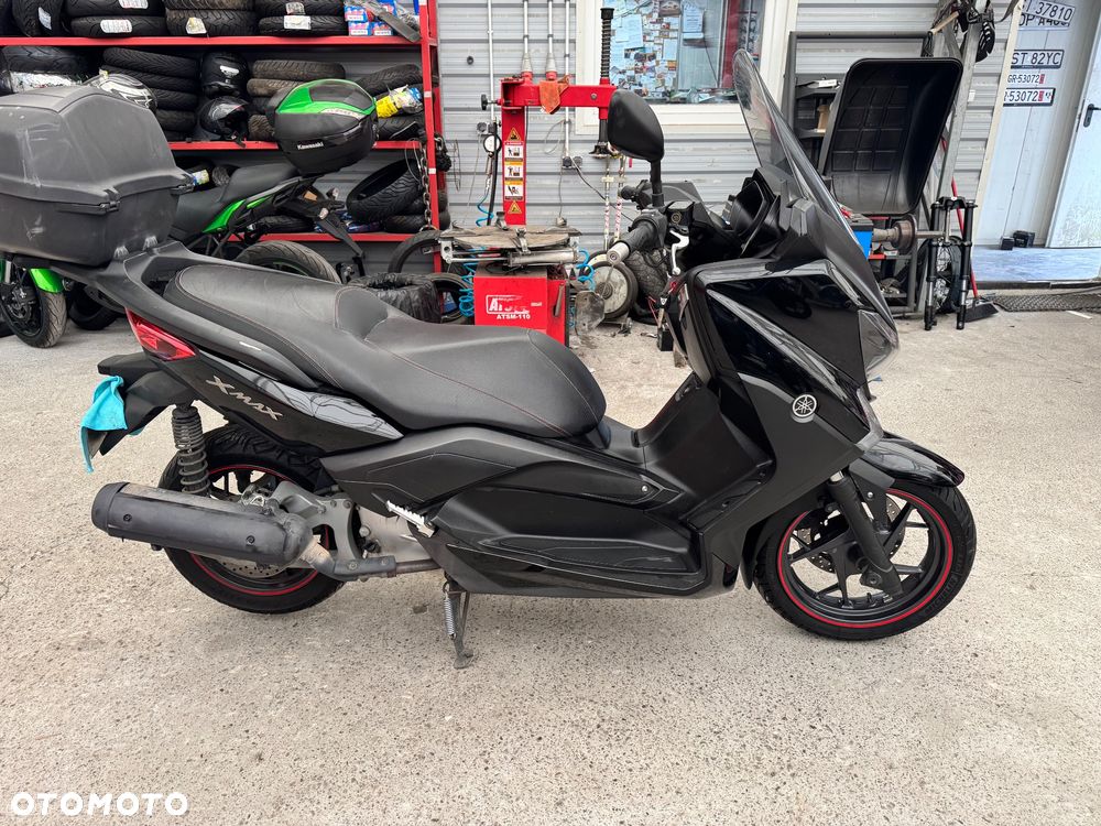 Yamaha X-max - 8