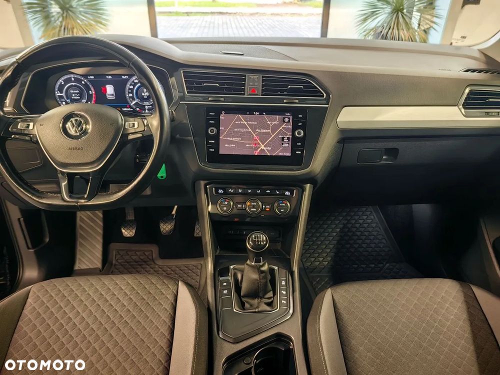 Volkswagen Tiguan 2.0 TDI BMT SCR Comfortline - 9