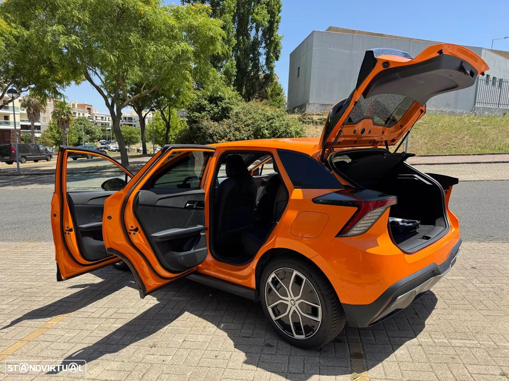 MG MG4 64 kWh Luxury - 6