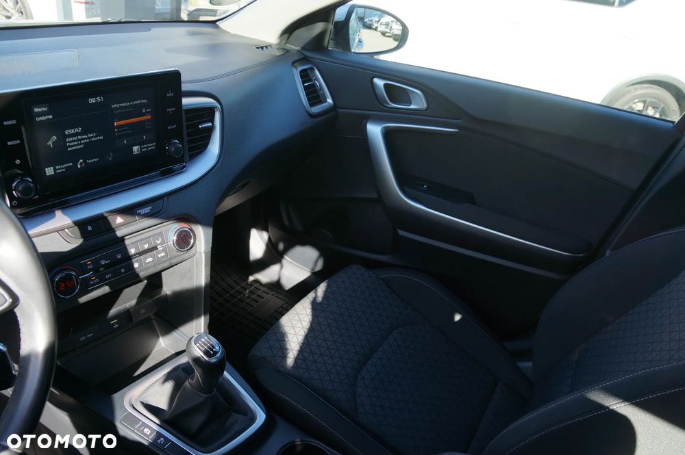 Kia Ceed 1.6 CRDi SCR L - 18