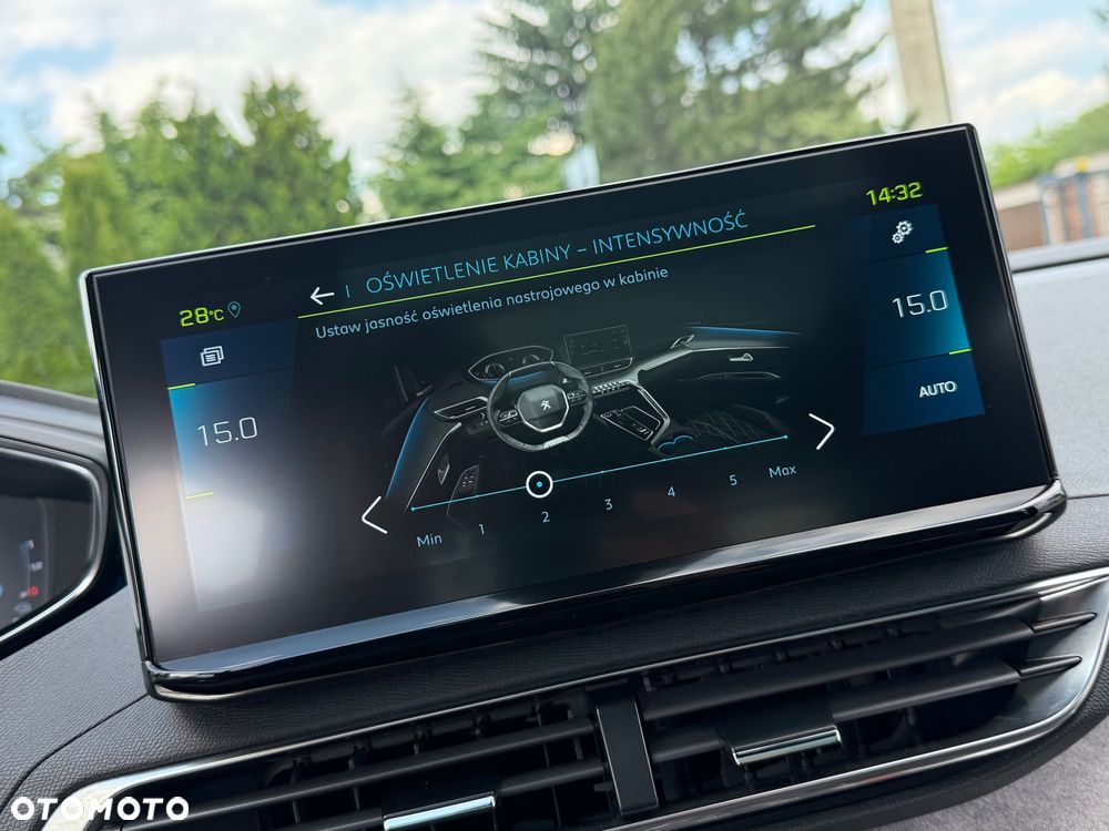Peugeot 3008 1.6 PureTech HYbrid Allure S&S EAT8 - 28