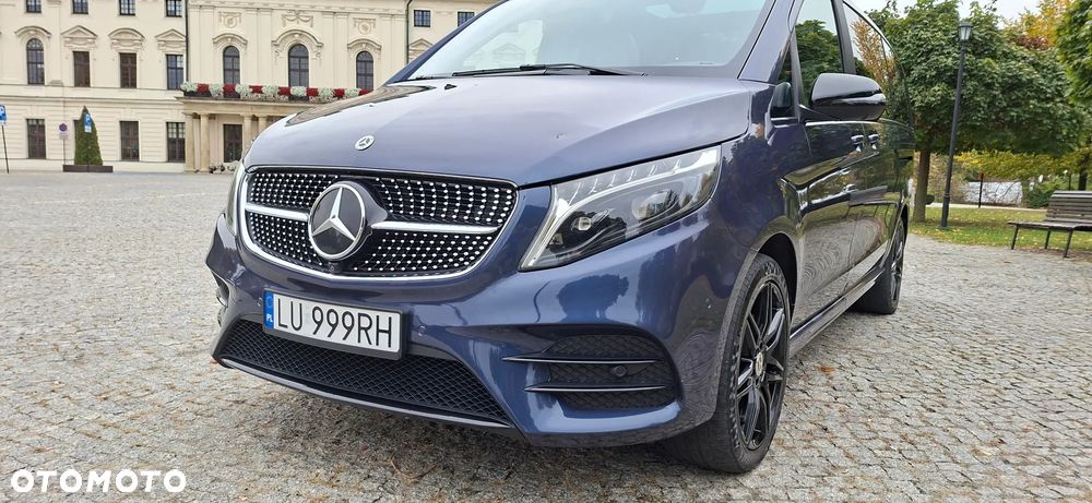 Mercedes-Benz Klasa V - 6