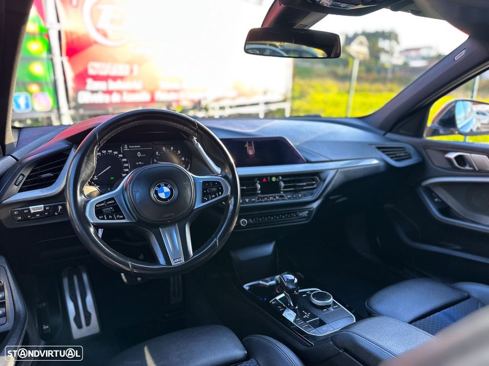 BMW 118 i Pack Desportivo M Auto - 13
