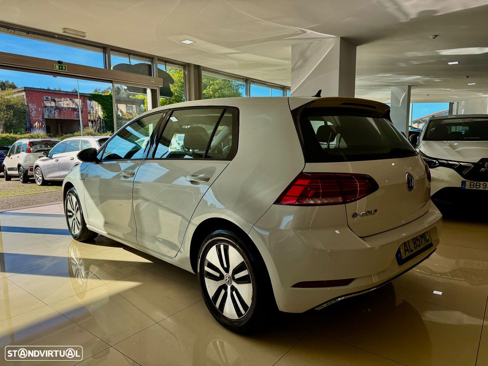 VW e-Golf Standard - 15