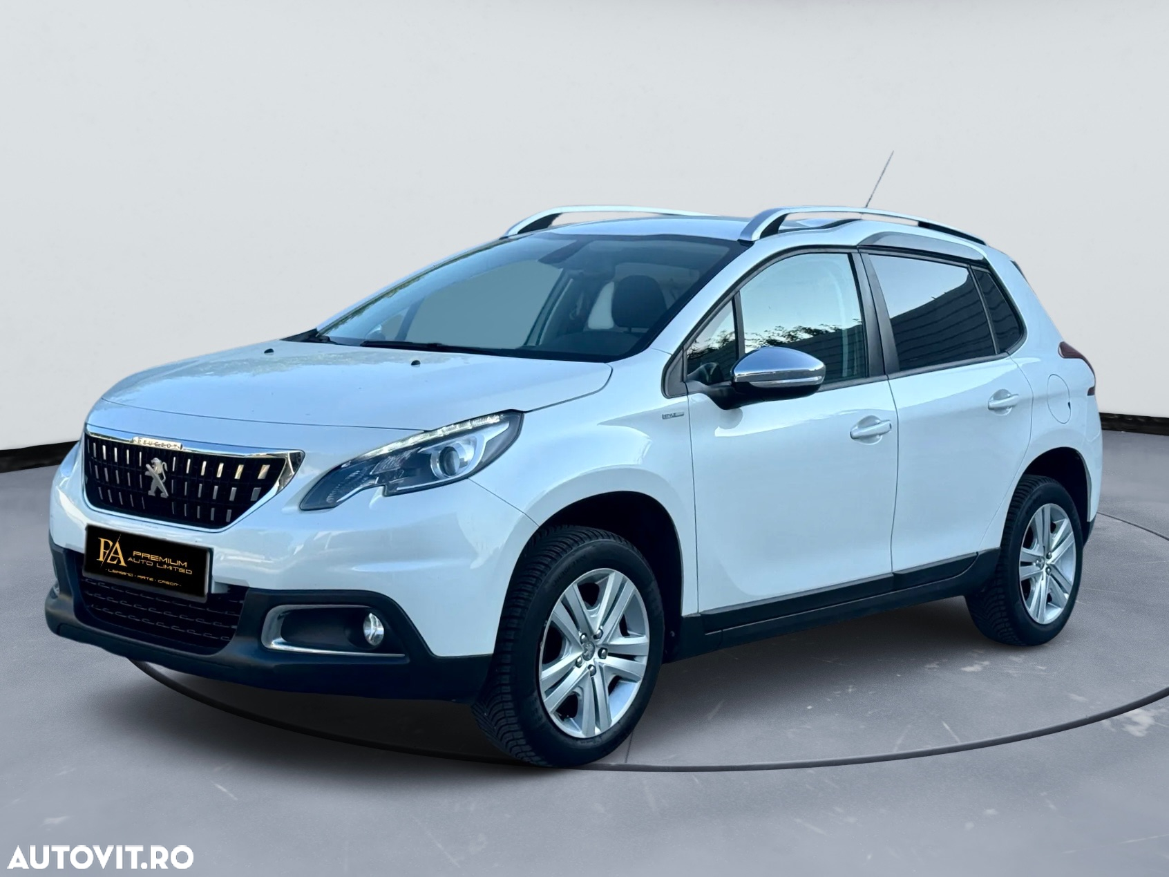 Peugeot 2008 PureTech 82 Style - 2