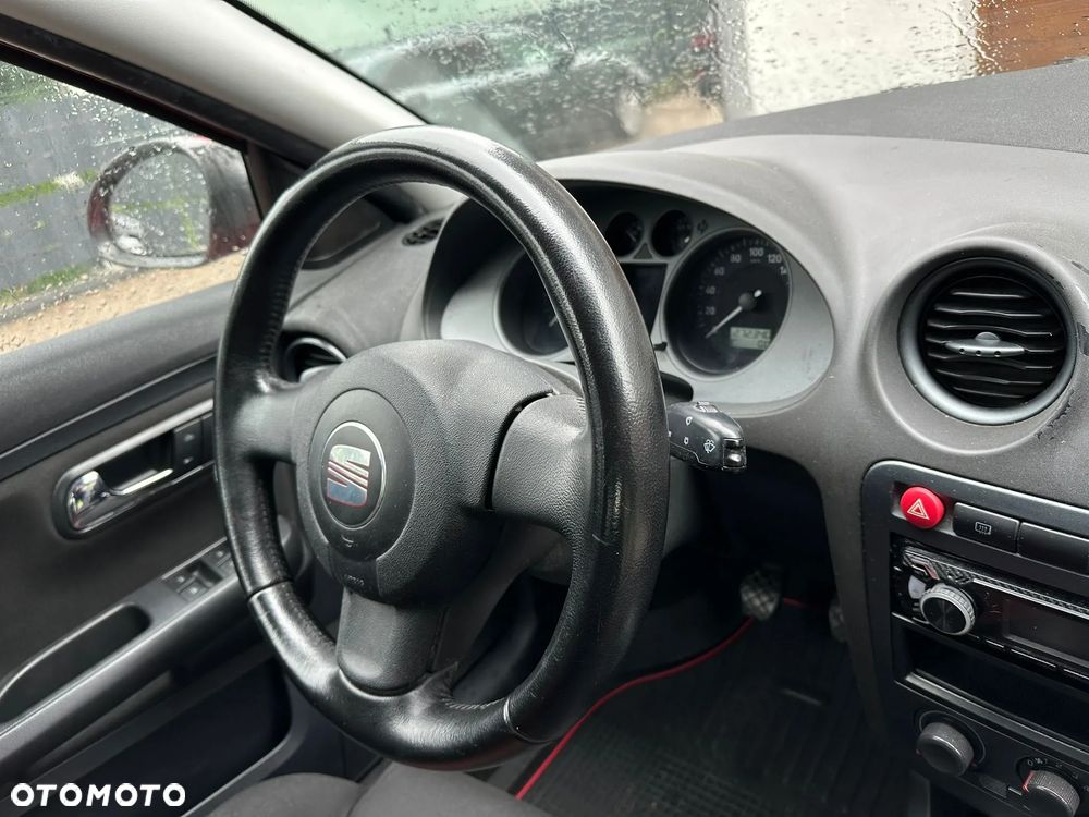 Seat Ibiza 1.4 16V Sport - 9