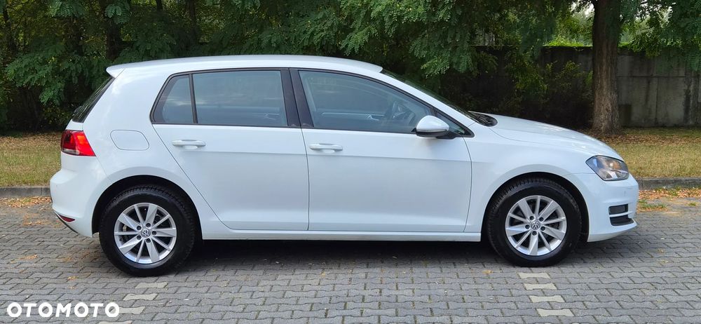 Volkswagen Golf 1.6 TDI Trendline DSG - 17