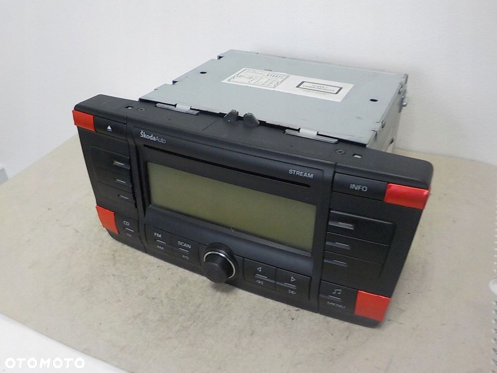 SKODA OCTAVIA II RADIO STREAM MP3 1Z0035161C - 4