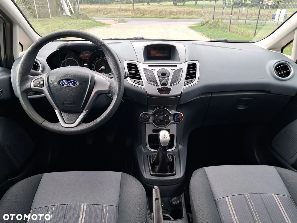 Ford Fiesta 1.25 Ambiente - 14