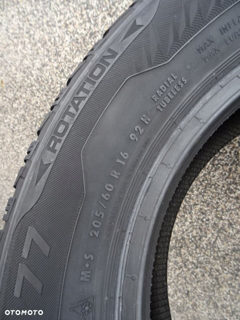 205/60/R16 92H Uniroyal MS Plus 77 - 6