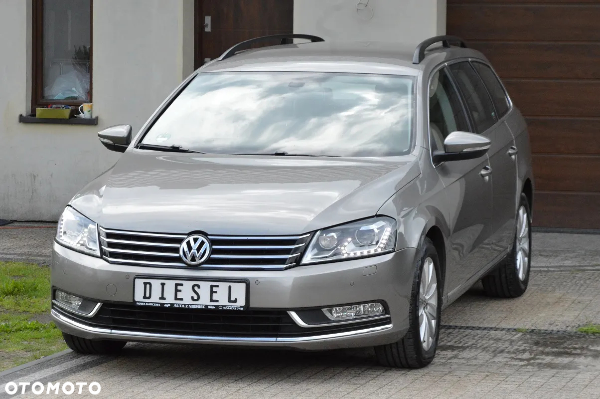 Volkswagen Passat 2.0 TDI Comfortline DSG - 10