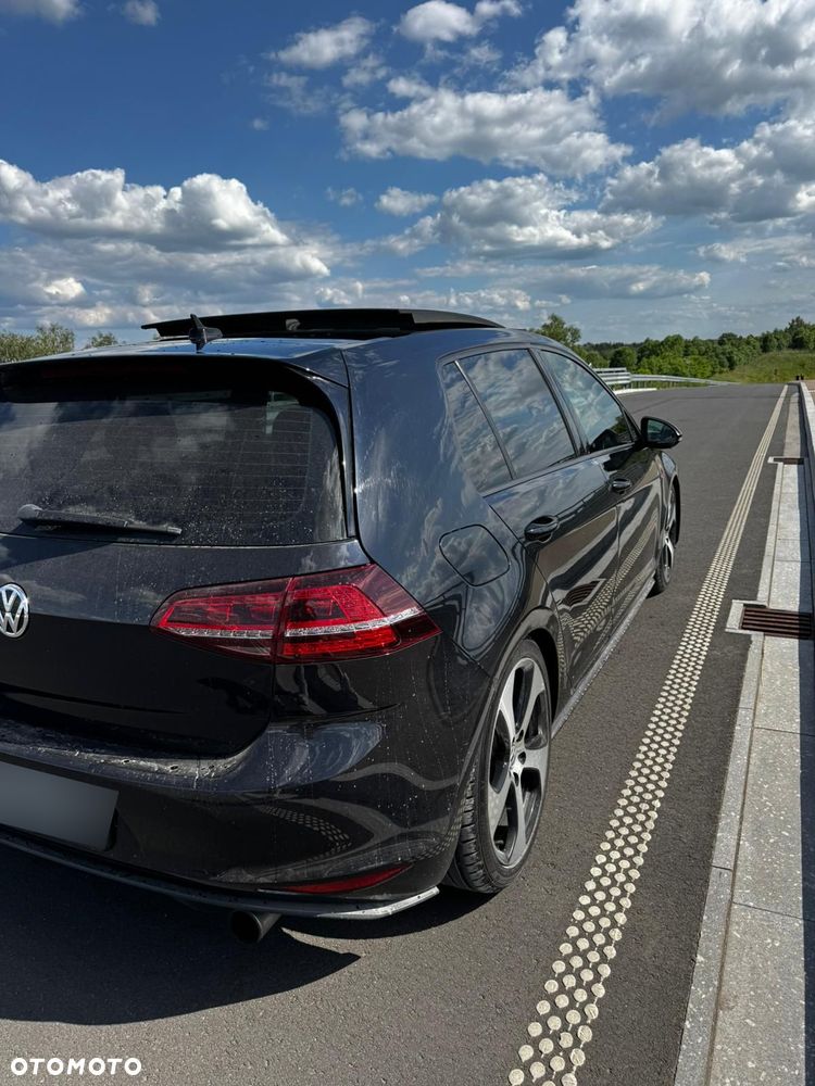Volkswagen Golf 2.0 TSI BMT GTI - 5