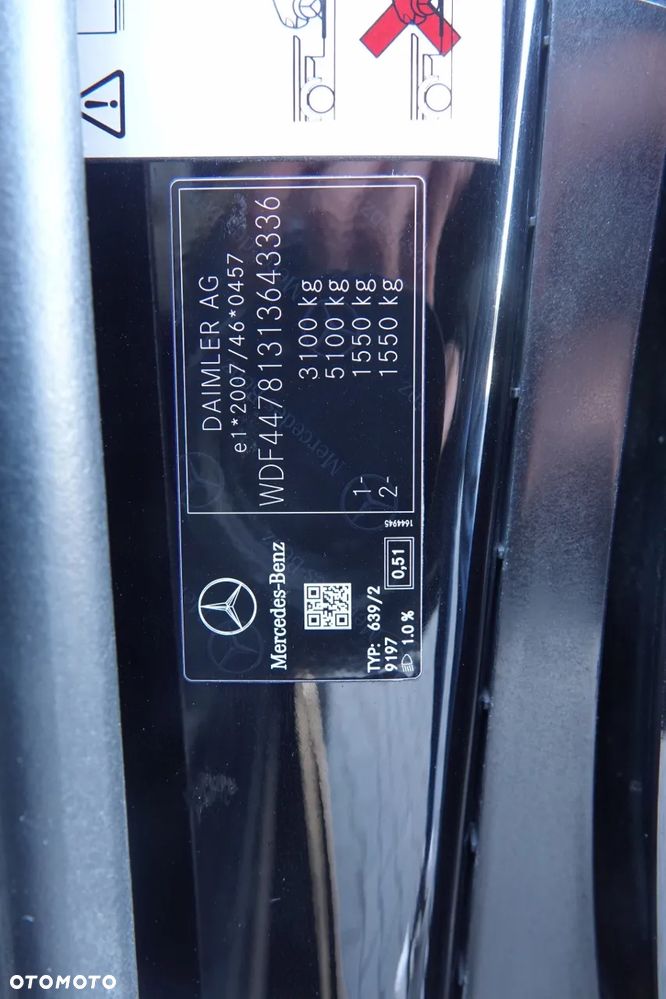 Mercedes-Benz Klasa V 300 d 4-Matic 9G-Tronic - 39