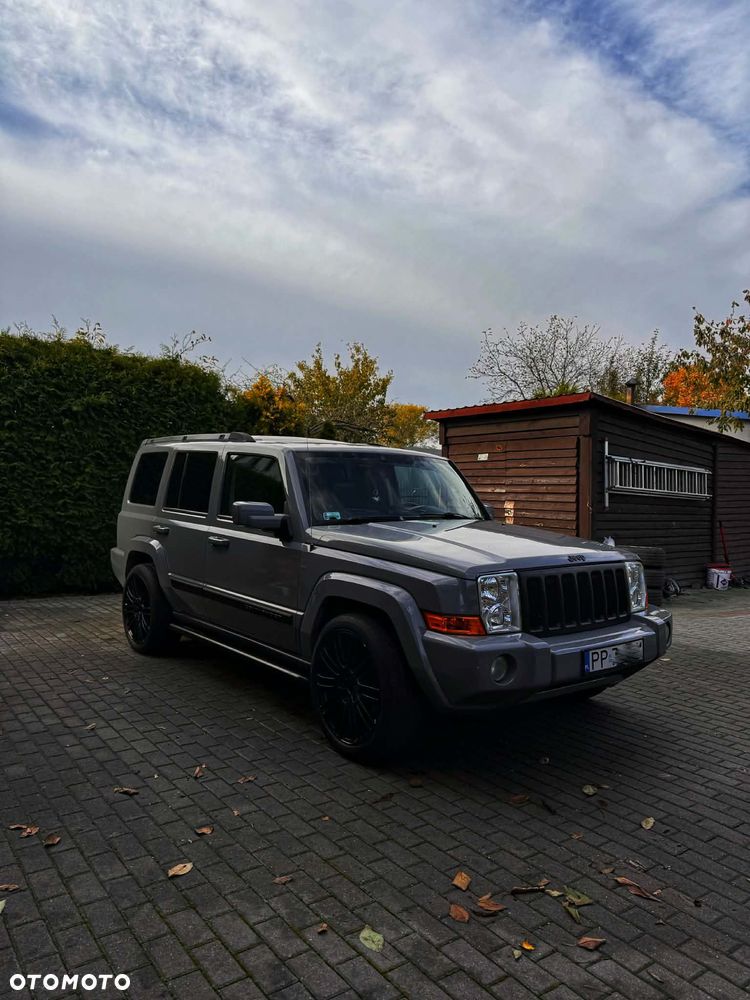 Jeep Commander - 1