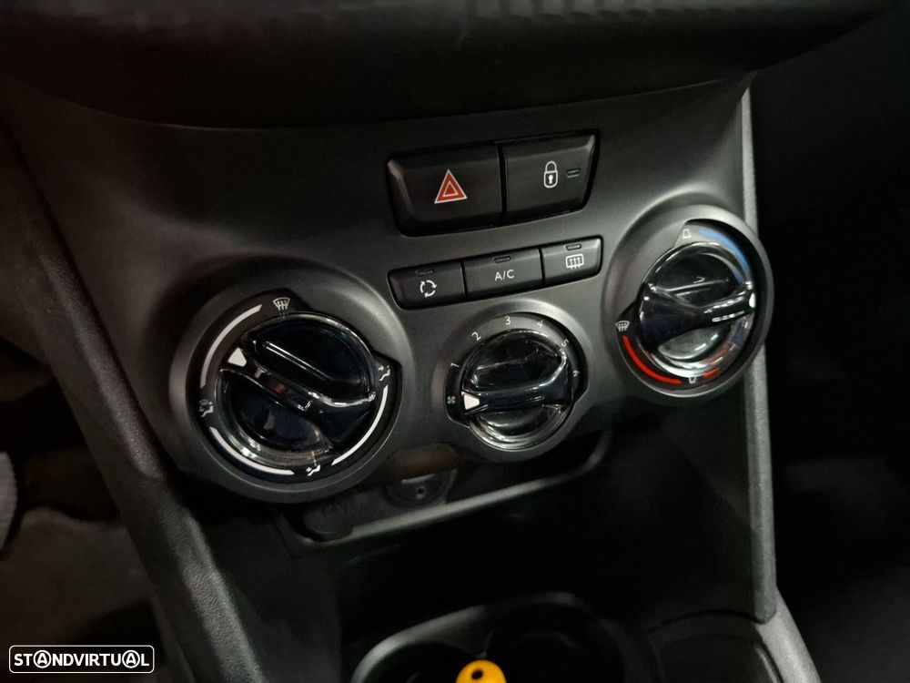 Peugeot 208 1.2 PureTech Style - 18