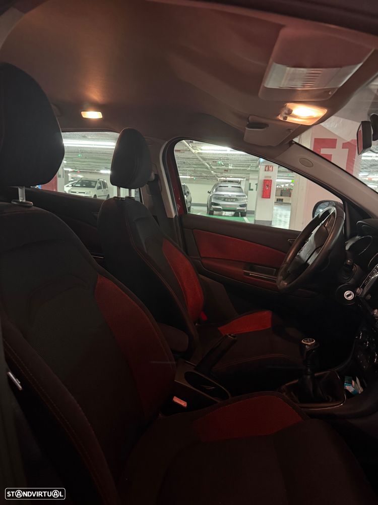 Fiat Bravo 1.4 16V Active — fotografia 8
