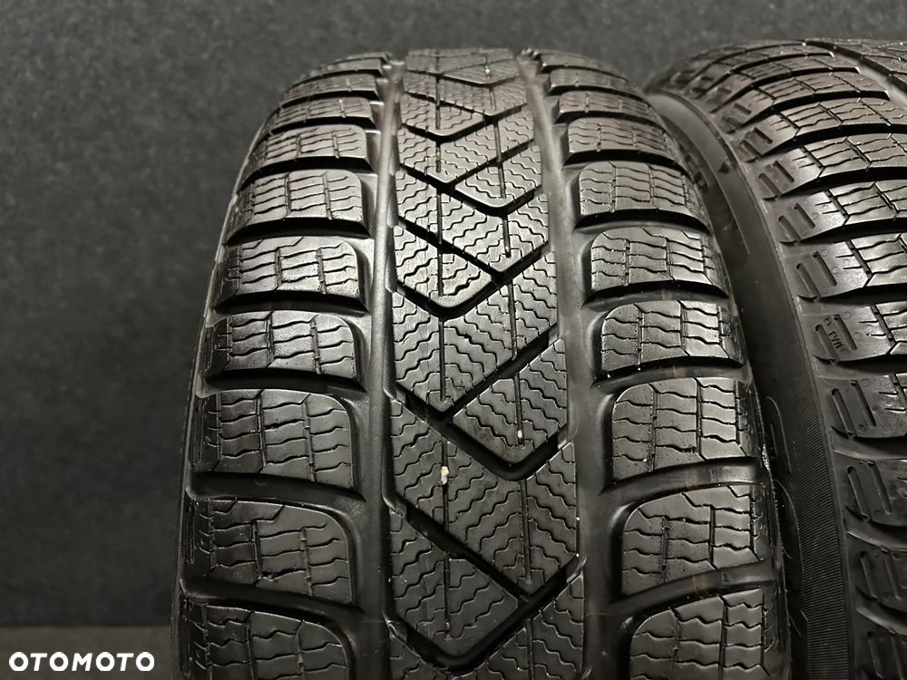 Opony zimowe Pirelli SottoZero 3 SeaInSide 215/60/16 95H 2szt. - 2