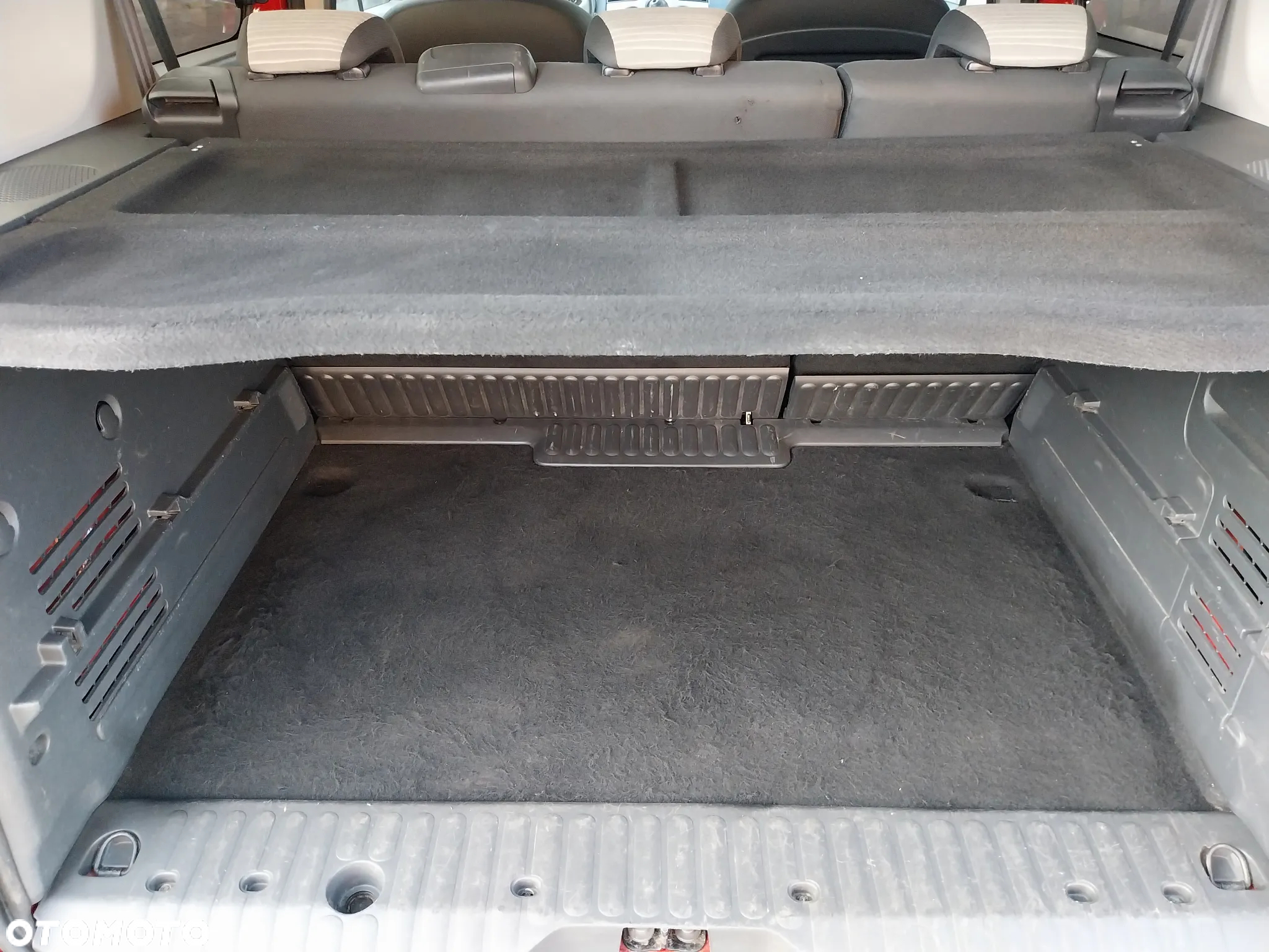 Renault Kangoo 1.6 16V 105 TomTom Edition - 20
