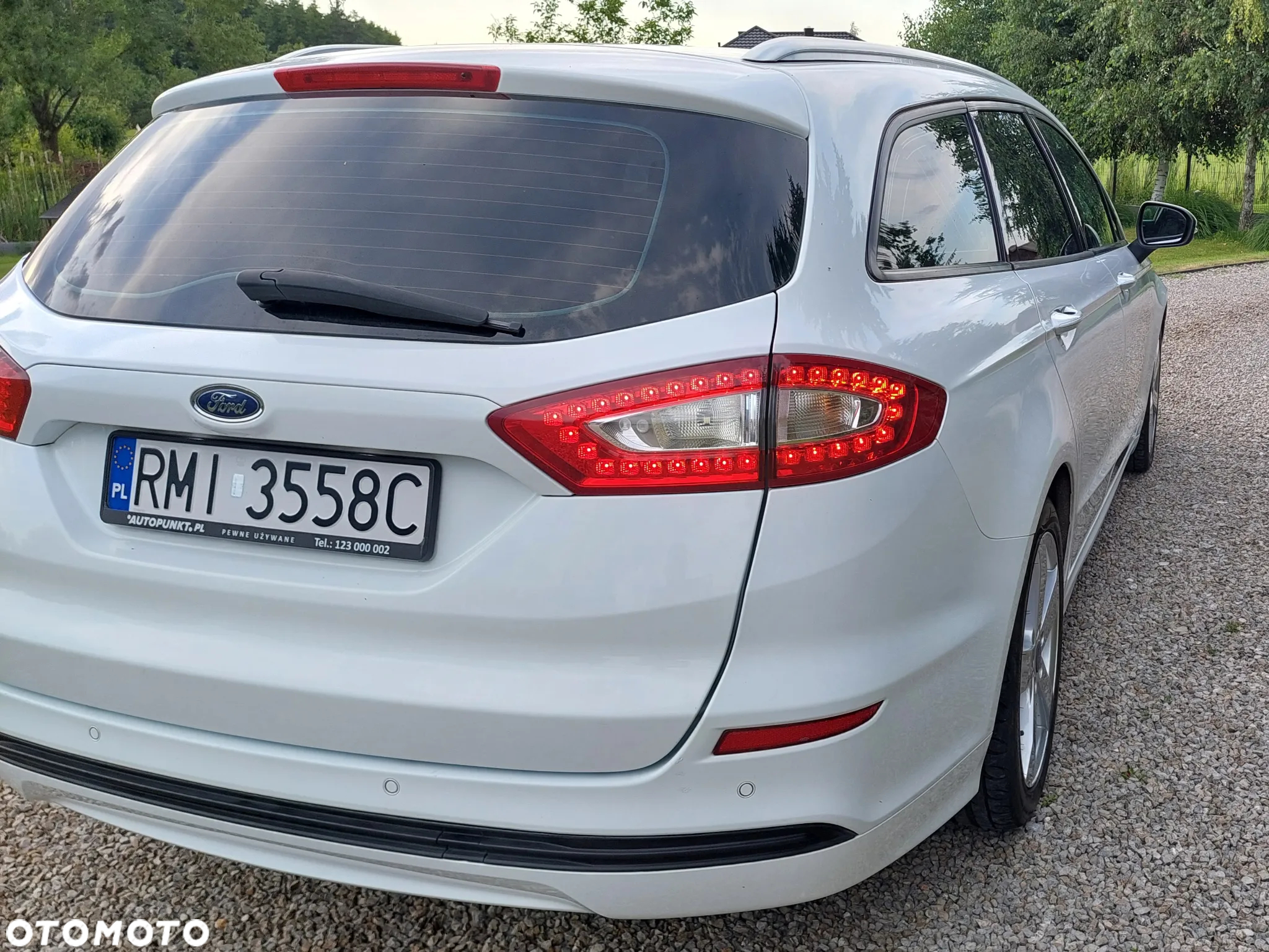 Ford Mondeo 2.0 TDCi Ambiente Plus - 17