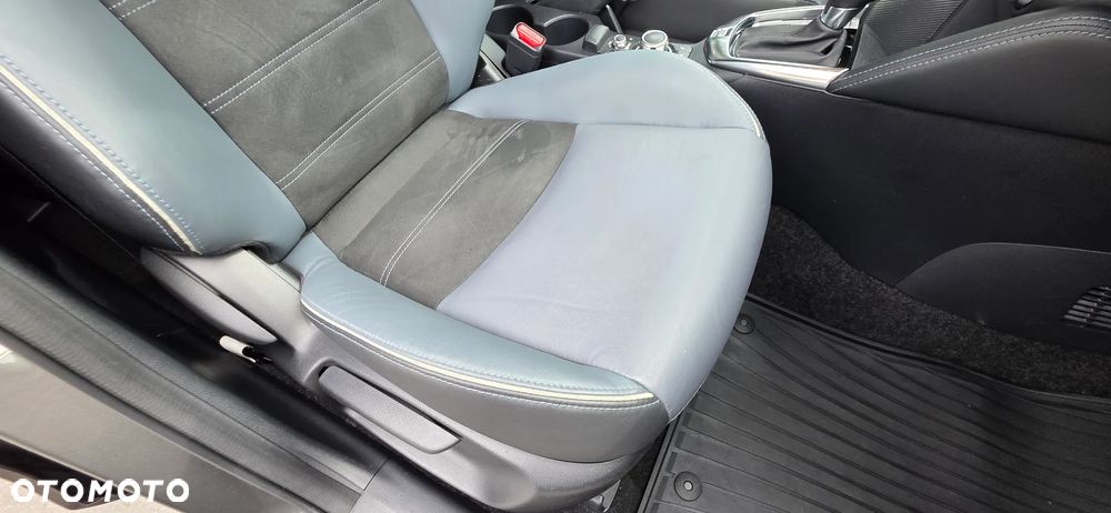 Mazda 2 SKYACTIV-G 90 Exclusive-Line - 33