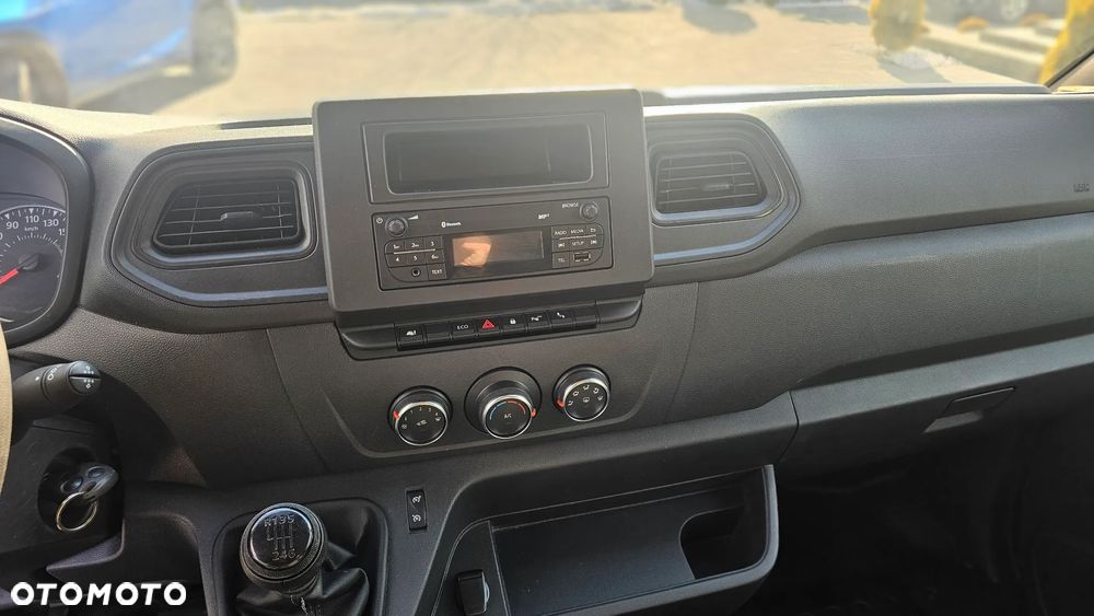 Renault Master - 6