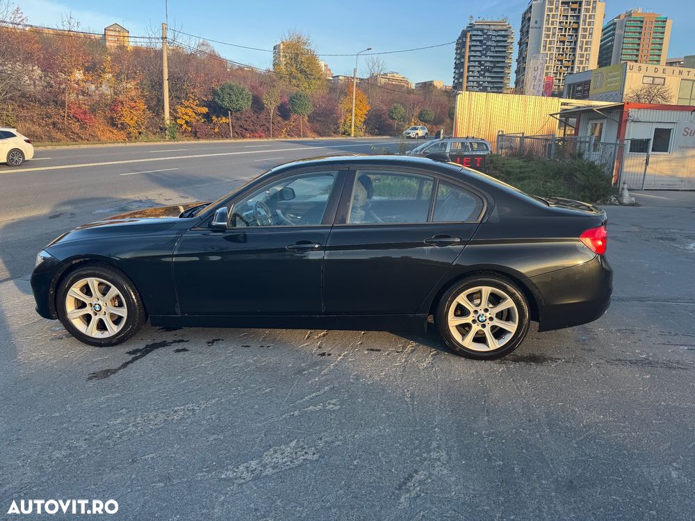BMW Seria 3 320i AT - 3