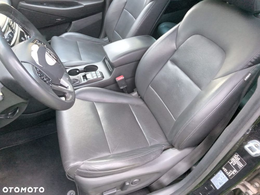 Hyundai Tucson blue 1.6 CRDi 2WD DCT Premium - 12