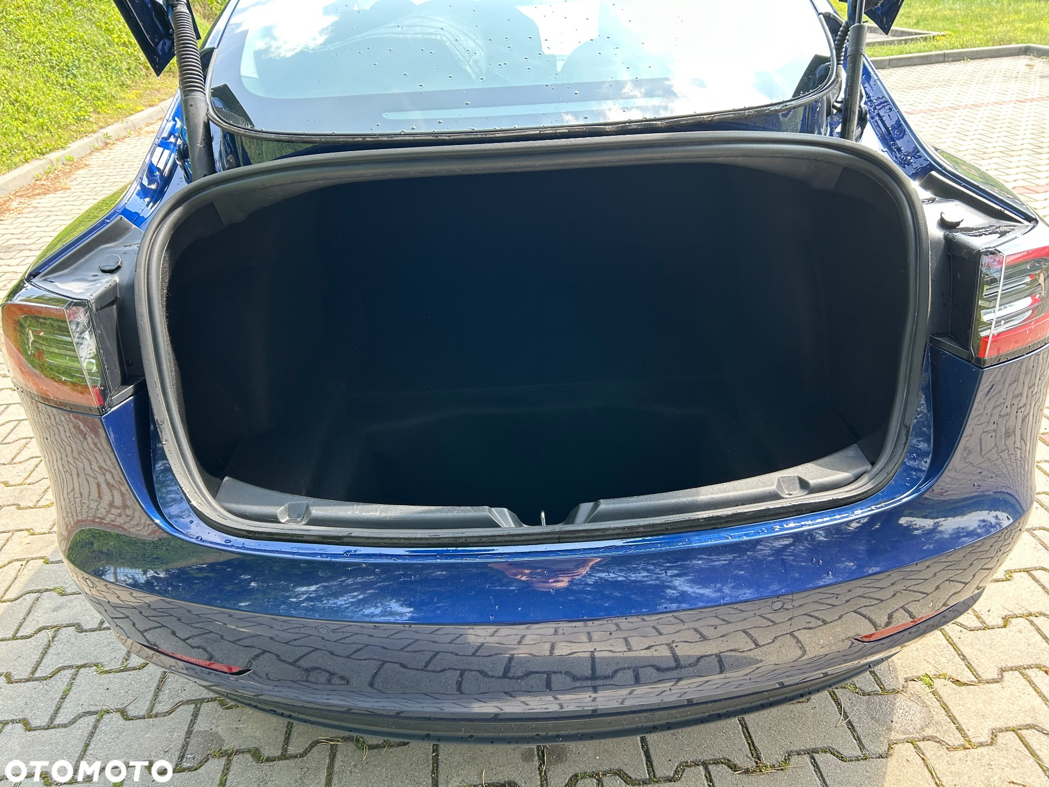 Tesla Model 3 - 5