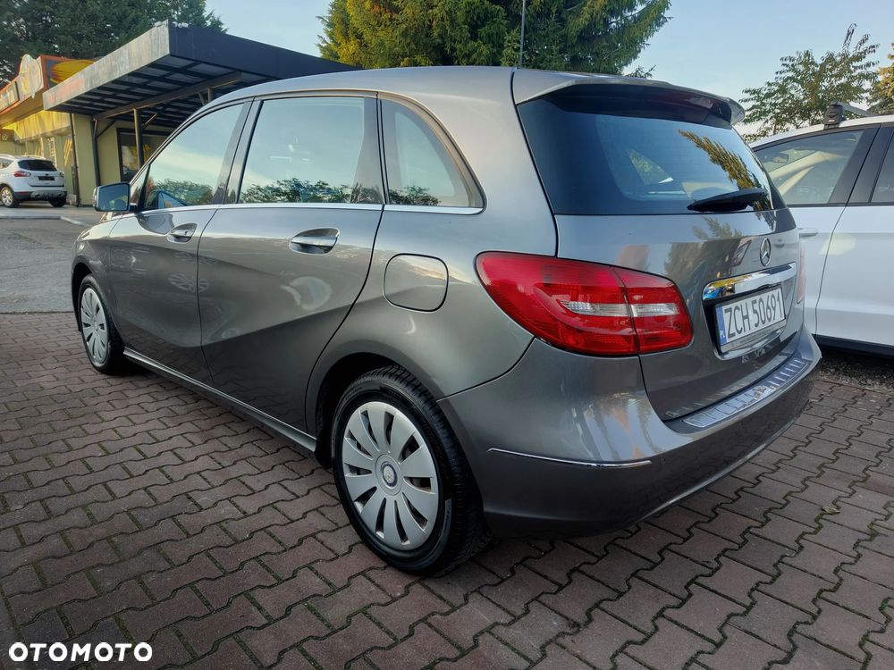 Mercedes-Benz Klasa B 180 CDI (BlueEFFICIENCY) - 10