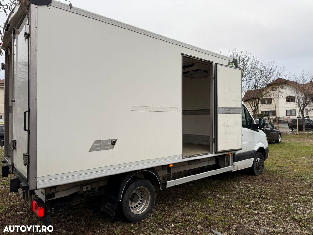 Mercedes-Benz Sprinter - 5