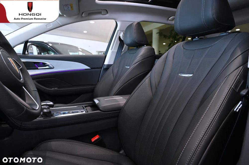 Hongqi H5 - 10