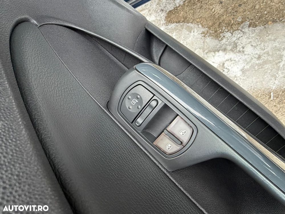 Opel Corsa 1.3 CDTI EcoFlex Cosmo - 12