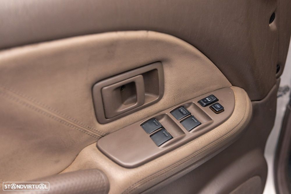 Toyota Land Cruiser 3.0 TD - 32