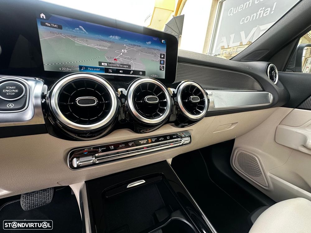 Mercedes-Benz GLB 220 d 4Matic Style - 4