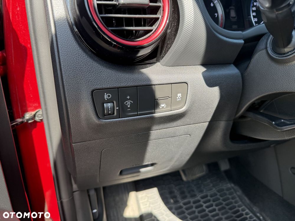 Hyundai Kona 1.6 T-GDI Comfort 4WD DCT - 11