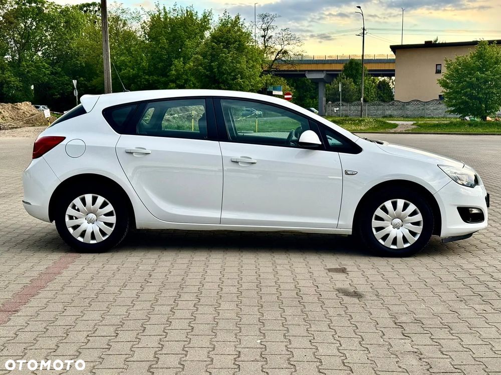 Opel Astra 1.6 Selection - 8