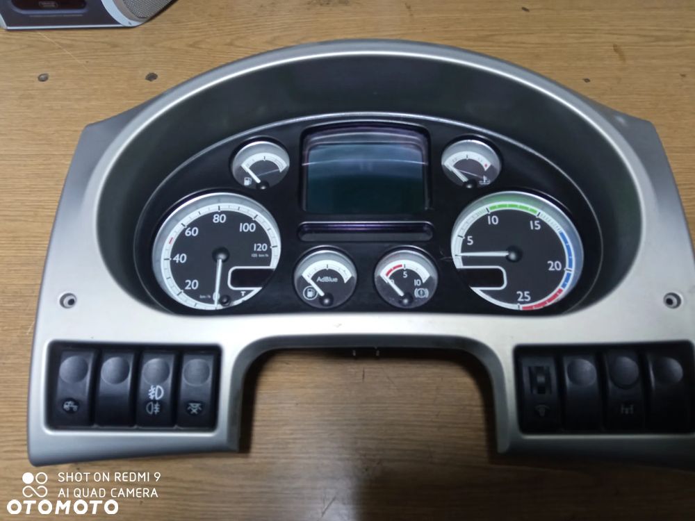 licznik, zegary DAF XF 105 EURO5 nr 1789469 - 2