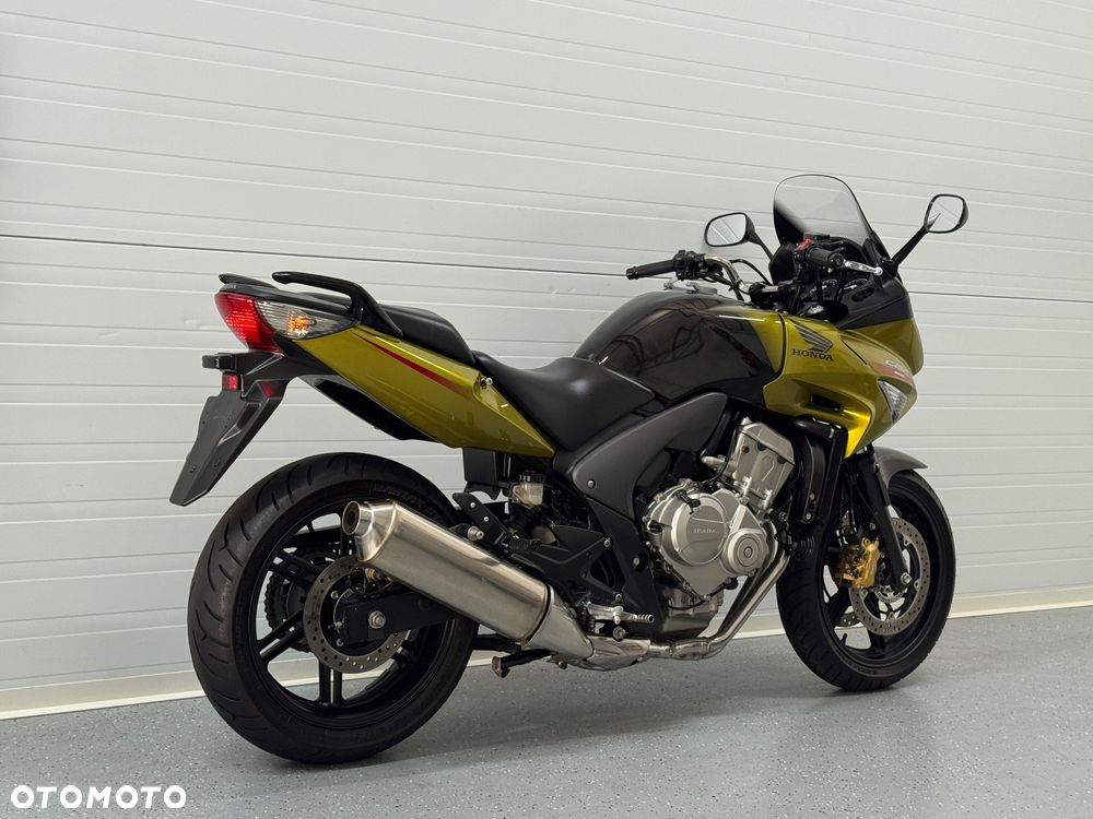 Honda CBF - 4
