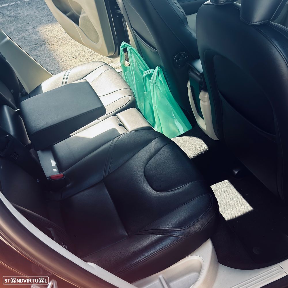 Volvo V40 D2 Momentum - 6