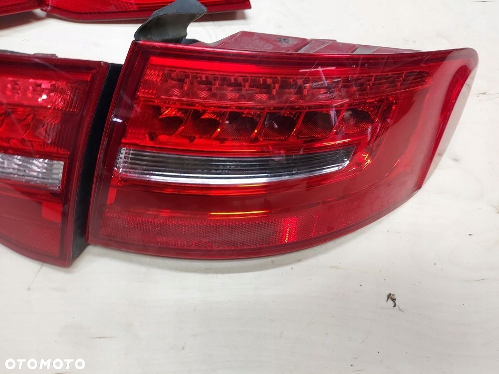 AUDI A4 B8 LIFT LAMPA PRAWY TYŁ KAROSERIA NEON EU KOMBI AVANT - 1