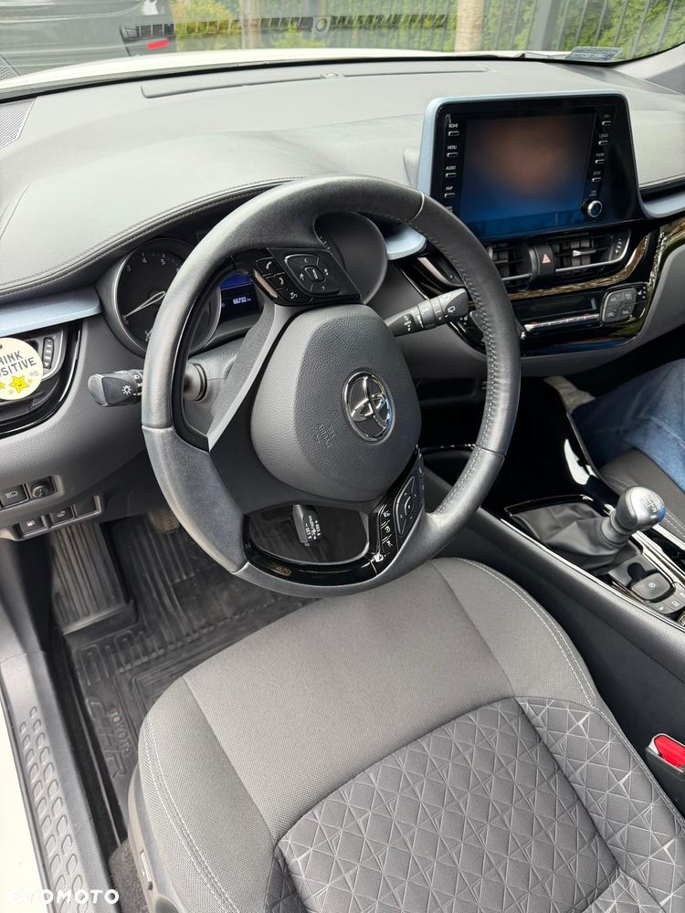 Toyota C-HR - 10