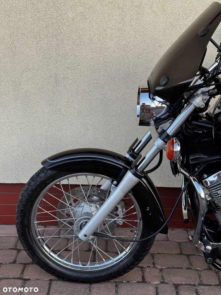 Yamaha Inny - 25