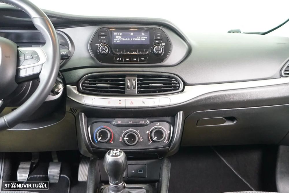 Fiat Tipo 1.3 MultiJet Life - 27