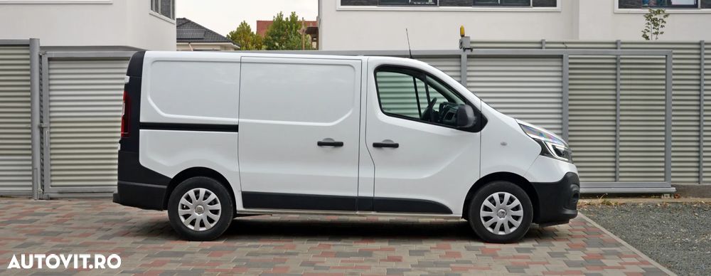 Renault Trafic - 10
