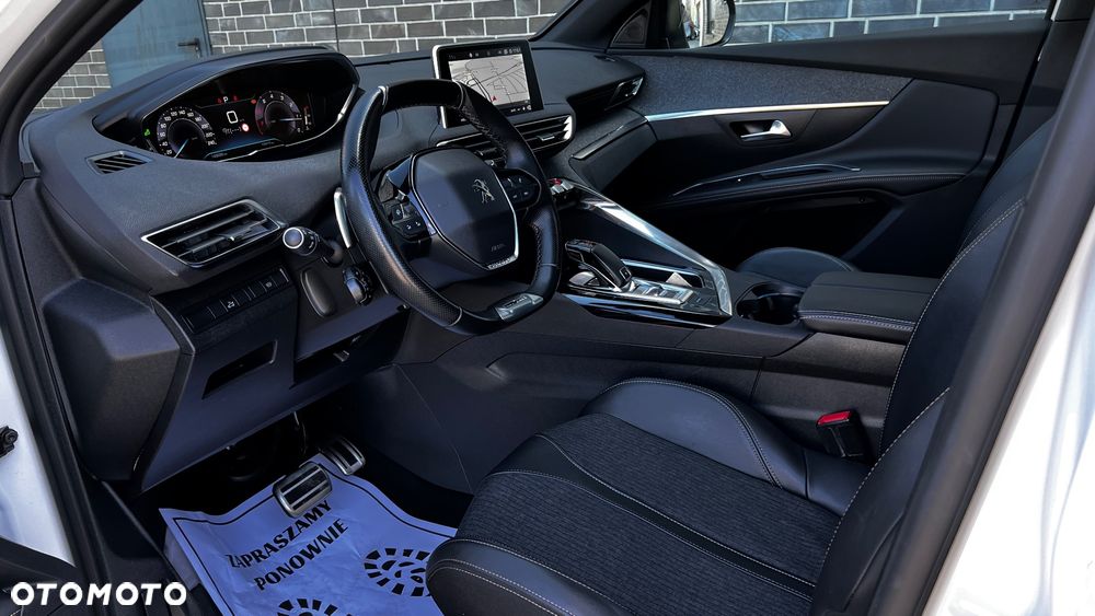 Peugeot 5008 1.6 PureTech GT Line S&S EAT8 - 26
