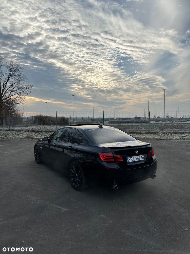 BMW Seria 5 530d Sport-Aut Modern Line - 22